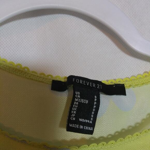 Forever 21 Neon Yellow Mesh Retro Daisy Sleeveless Crop Top Size Small - Picture 4 of 6